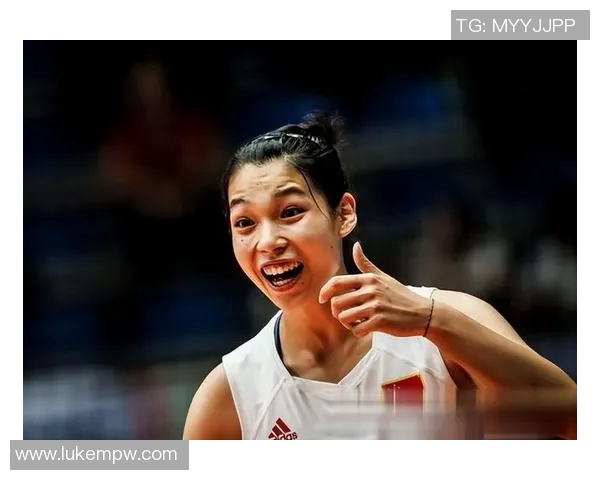 女排主教练大胆启用新人，网友称其“赌王”